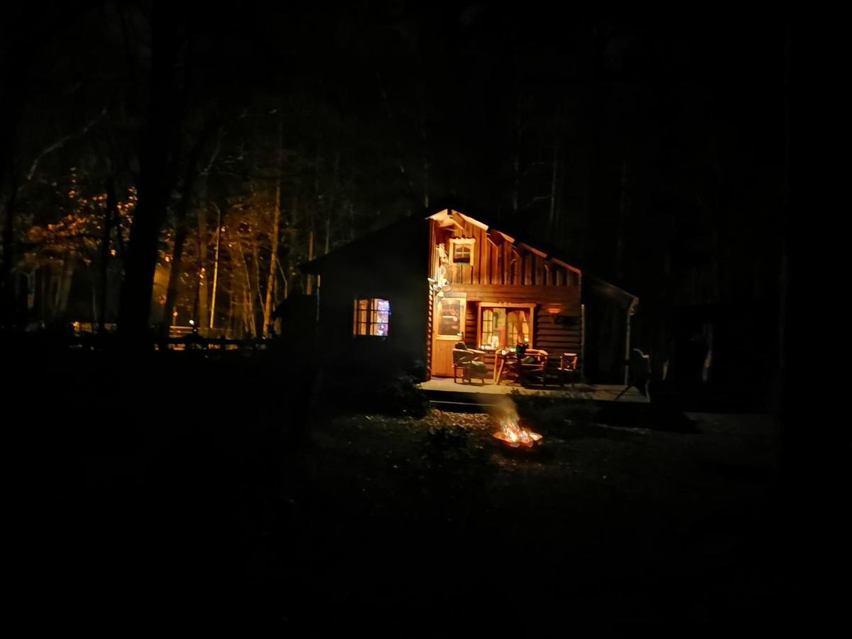 Holzhaus Waldwichtel Am Wald Und See Нойруппин Экстерьер фото